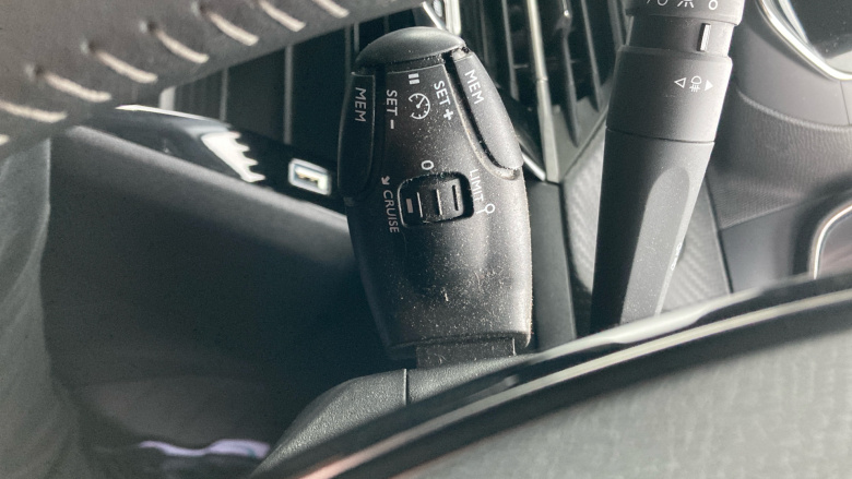 Peugeot 208 1.2 PureTech Active Premium + 5dr Petrol Hatchback